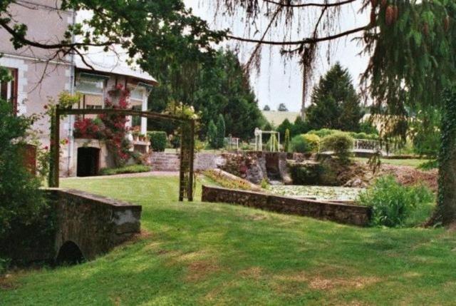 Bed and Breakfast Le Moulin De Francueil Pokoj fotografie