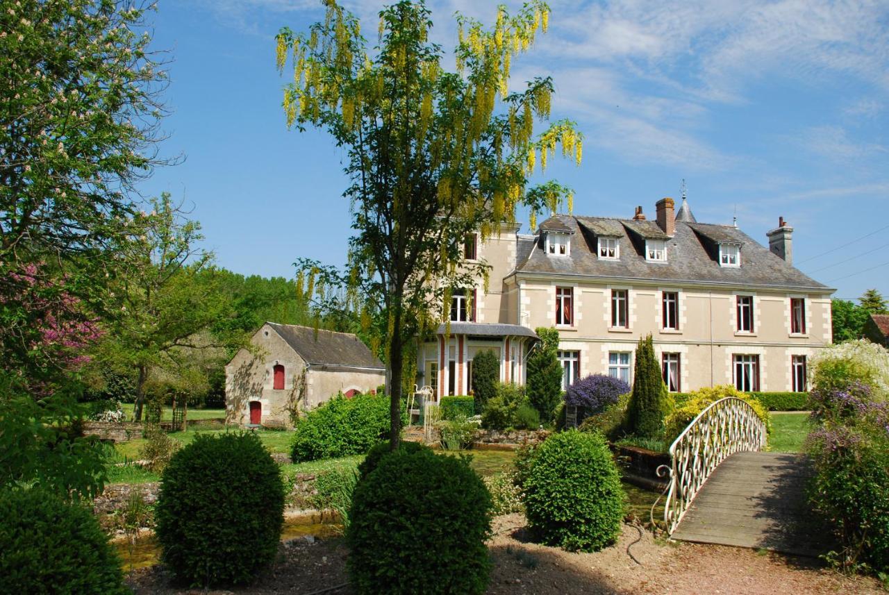 Bed and Breakfast Le Moulin De Francueil Exteriér fotografie